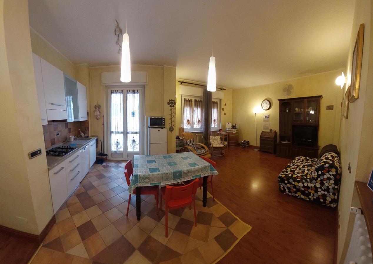 Asti Lovely Apartment エクステリア 写真
