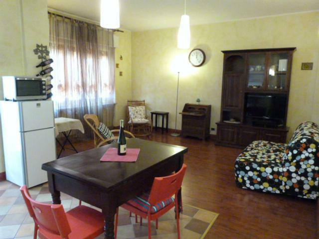 Asti Lovely Apartment エクステリア 写真